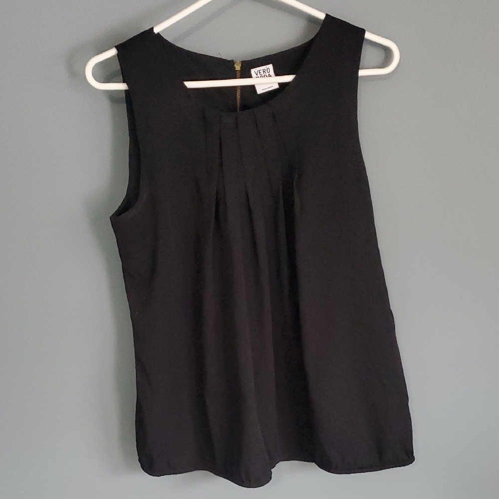 Vero Moda Elegant Black Pleated Blouse